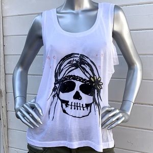 Sauce hippie skull tank top.
